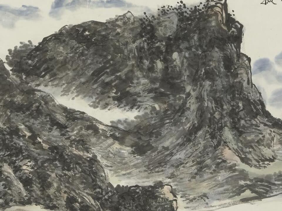积墨的山