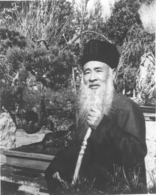 张大千像