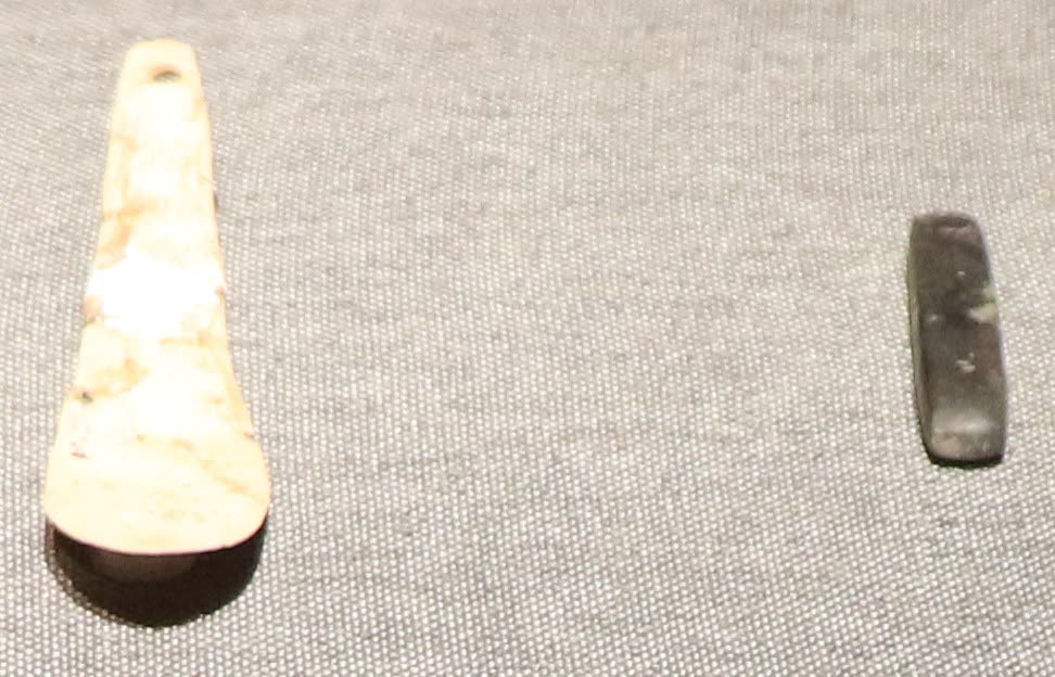 东胡林的骨勺和石锛